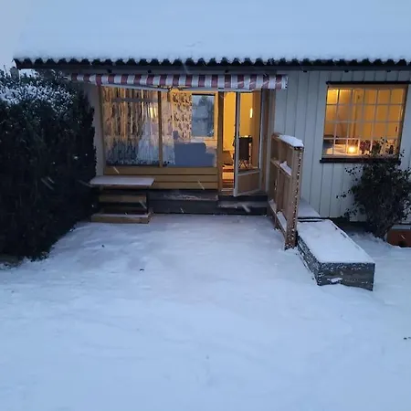 Fargerik Retro Enebolig,parkering Pa Stedet! Trondheim