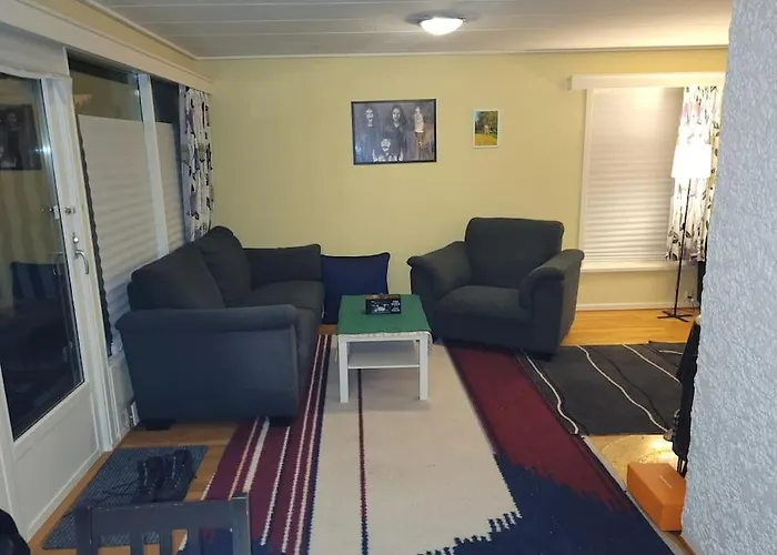 Apartman Fargerik Retro Enebolig,parkering Pa Stedet! *